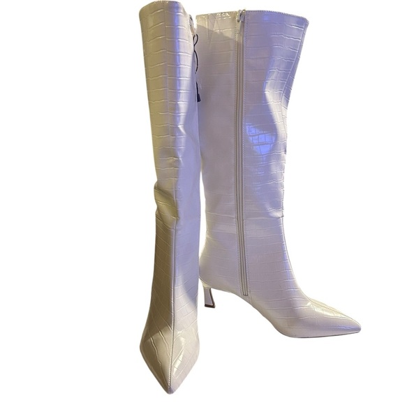 Madden Girl - Stasha – White Size 7M Embossed Croc Leather High Boots NWT - Picture 1 of 7